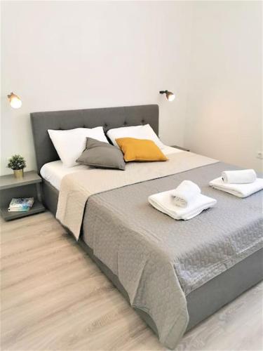 P1 Beachfront one bedroom apartment