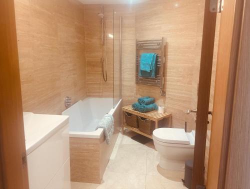 Foto de la galería de Luxury Apartment with Swimming pools, Spa and stunning views en Gibraltar