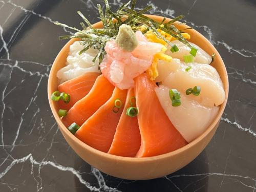 Jídlo v hotelu nebo okolí