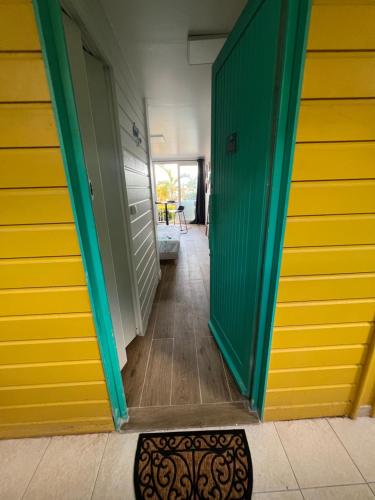 Galería fotográfica de Laroom Kanel - Vue Mer & Piscine en Les Trois-Îlets