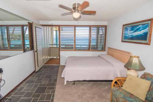 En eller flere senge i et værelse på Napili Bay Steps from Ocean! nb204 - Sullivan