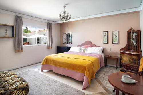 Casa Azul First line villa -Puerto Banus Golden Mile