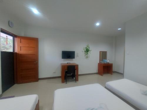Gambar di galeri bagi RGE Hotel near Kalanggaman Island di Belen