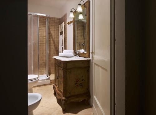 Charming & Authentic 1BR in Florence Historic Center, Near the Duomo