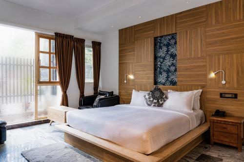 MERIDIAN HILL TOP YERCAUDにあるベッド