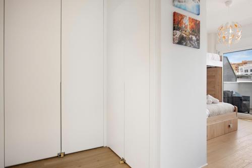 Stunning flat with pool&padel by Costarentals - M4