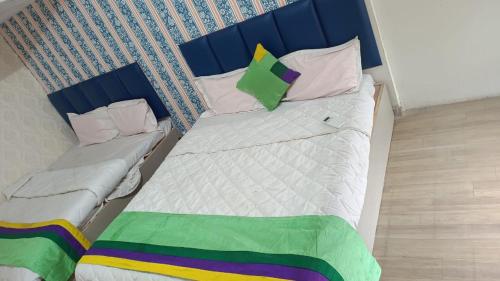 Tempat tidur dalam kamar di Hotel Sawariya