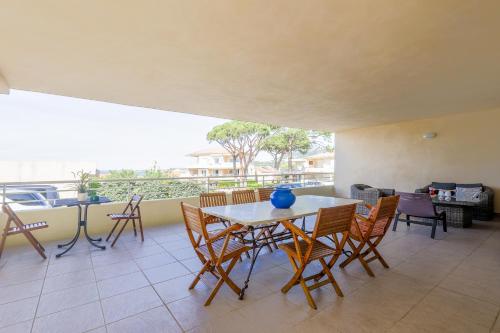 Photo de la galerie de l'établissement X - Capo Rosso - Appt climatisé vue mer, à Algajola