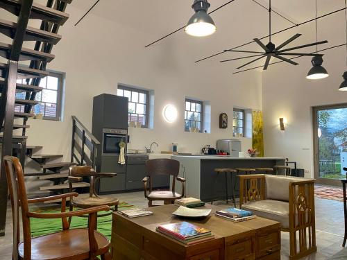 LOFT Köveskál 8274 Köveskál, 5 Malom utca kép - 3