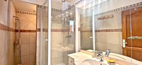 Ванна кімната в 6 personnes, vue, domaine Alpes d'Huez Vaujany