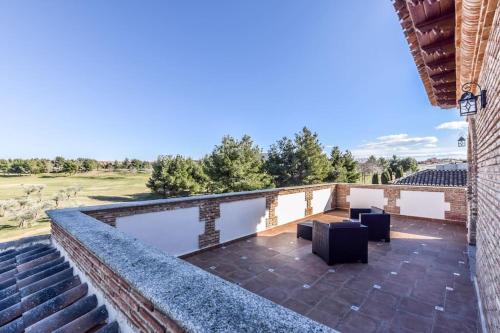 Μπαλκόνι ή βεράντα στο Luxe Experience Toledo * Pool * BBQ * Billar