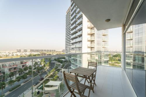 Nasma Luxury Stays - Charming Studio at DAMAC Hills Artesia Tower C