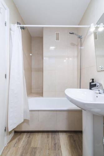 Home2Book Elegant & Cozy Retreat Las Palmas
