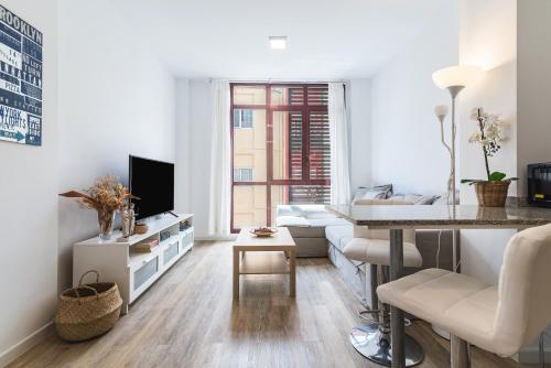 Home2Book Elegant & Cozy Retreat Las Palmas