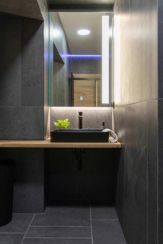 Niko's Apartment URBAN STAY
