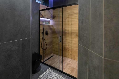 Niko's Apartment URBAN STAY