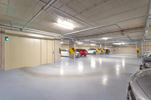 Фотография из галереи Stylish Apartment - Free Parking, Cinema, by Gravity Prague в Праге
