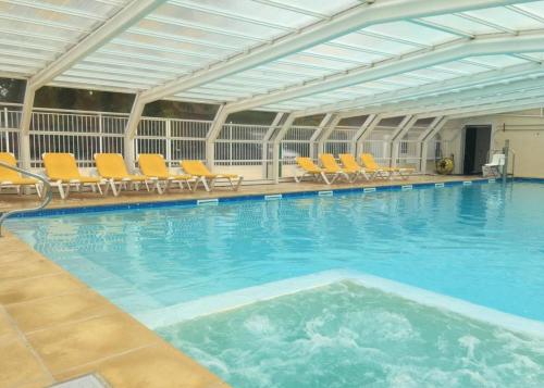 Bazén v ubytování Ma Baie home nebo v jeho okolí