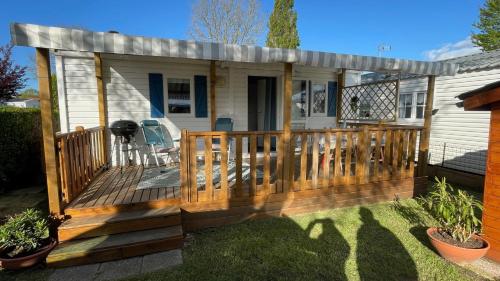 Budova, kde se chata nachází