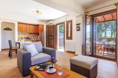 Naiades - Serene Getaway near Skopelos Town