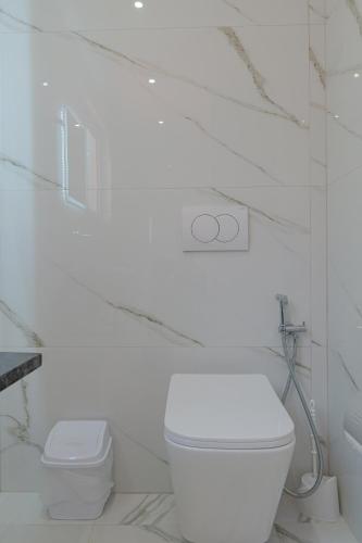 Ένα μπάνιο στο Central Garden Residence Sofia - Free Parking