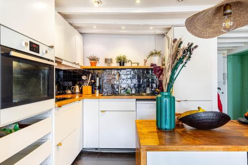 Photo de la galerie de l'établissement GuestReady - Charming Stay near Le Marais, à Paris