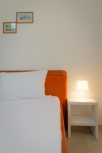 Ένα ή περισσότερα κρεβάτια σε δωμάτιο στο Central Garden Residence Sofia - Free Parking
