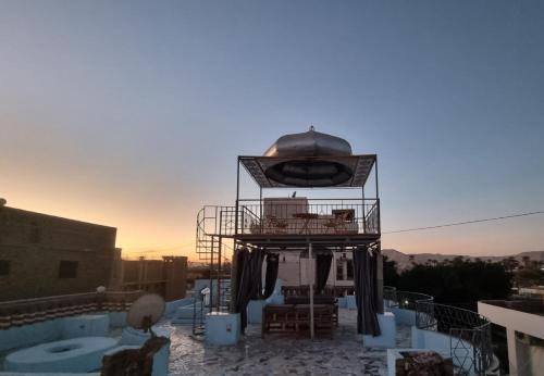 vista dal tetto di una casa di Alaa Aldin Flats a Luxor