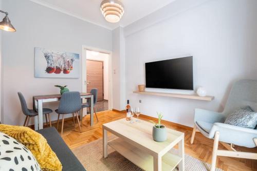 Bright Serenity 1DR Apt in Koukaki