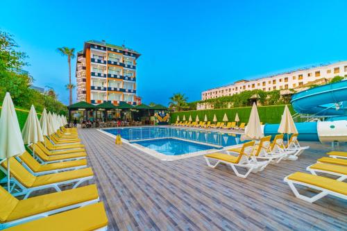 Πισίνα στο ή κοντά στο DE MARE FAMILY Hotel