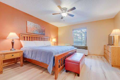 Postel nebo postele na pokoji v ubytování Mountainside B173 by Great Western Lodging