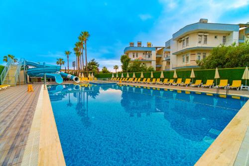 Πισίνα στο ή κοντά στο DE MARE FAMILY Hotel