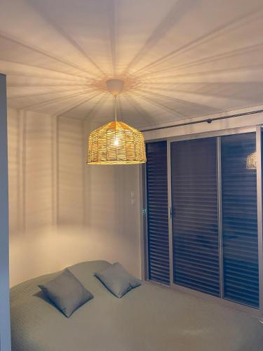 Bord de mer: soleil, plage et grande terrasse pour instants de détente (Wifi, clim)