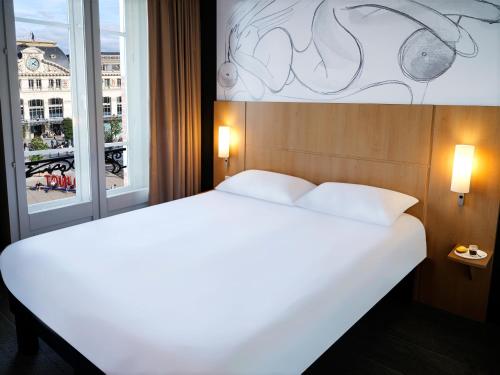 Katil atau katil-katil dalam bilik di ibis Toulouse Gare Matabiau