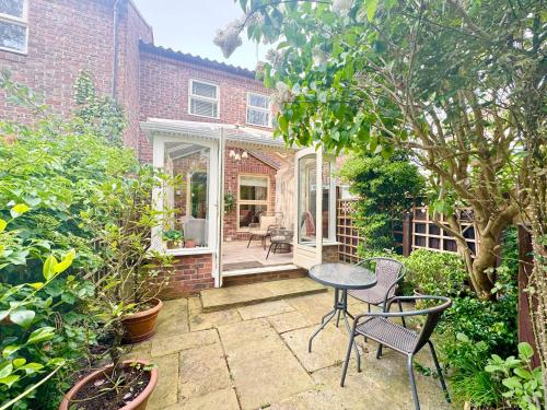 Cherry Blossom Cottage photo 23