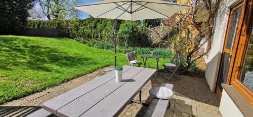 Galeriebild der Unterkunft BodenSEE Apartment Ravensburg Obereschach in Ravensburg