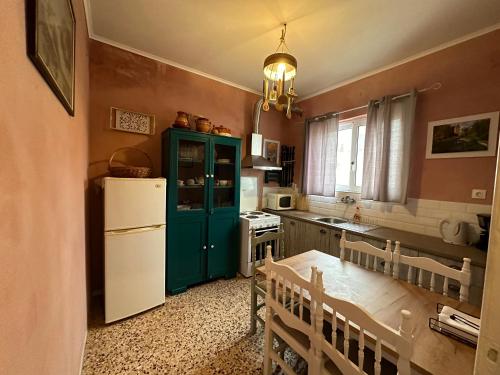 Omiros Apartment