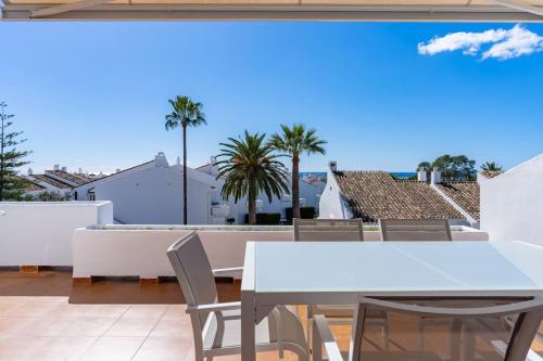 Central apartment in Nueva Andalucia with an amazing view