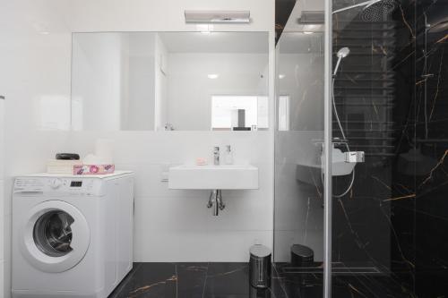 Kúpeľňa v ubytovaní Sarmacka 25 studio 1 close to Medicover and Paley