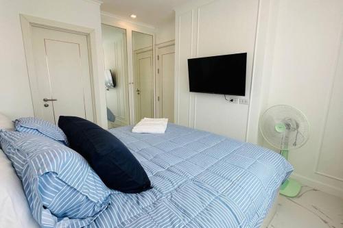 Postelja oz. postelje v sobi nastanitve New Eloquently Styled 1 Bed 1 Bath Condo