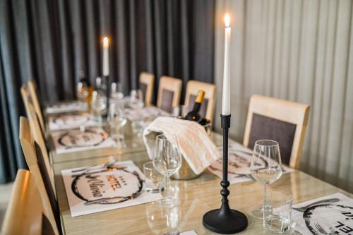 Ein Restaurant oder anderes Speiselokal in der Unterkunft Hotel Olivia 