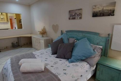 Katil atau katil-katil dalam bilik di Faithfull Nest