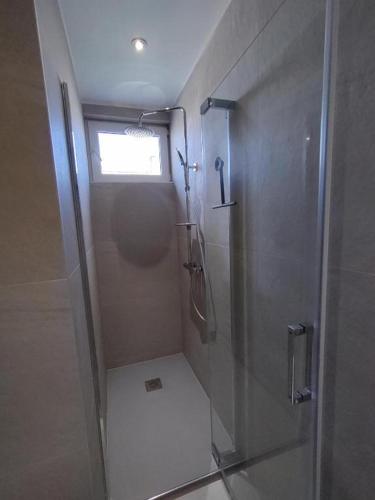 Bilik mandi di Apartment Alma