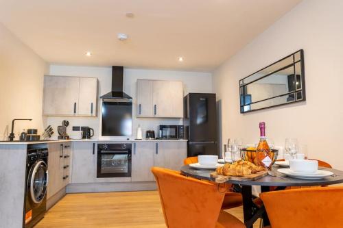 The Berriman Collection Stylish 2 Bedroom Apartment photo 5
