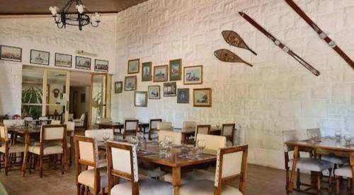 Reštaurácia alebo iné gastronomické zariadenie v ubytovaní Pilar chalet de san Carlos Bariloche
