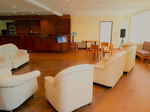 Ruang duduk di LiLLA Hilltop Retreat - Janda Baik