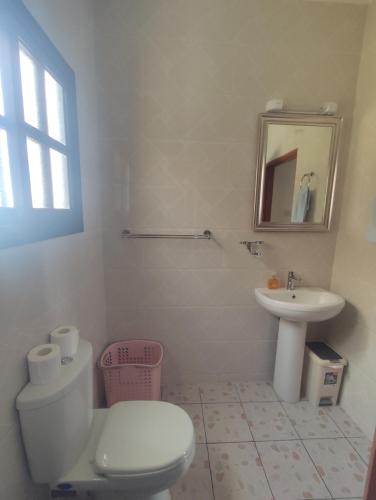 Koupelna v ubytování Sue-etoile self catering