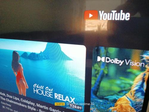 a tv screen with a picture of a house relapse at Domek przy Rynku in Głogówek