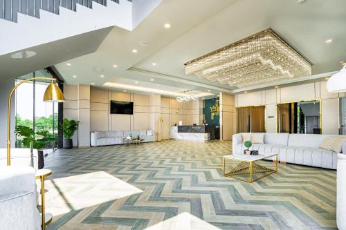 Televisyen dan/atau pusat hiburan di YSW Hotel Lopburi