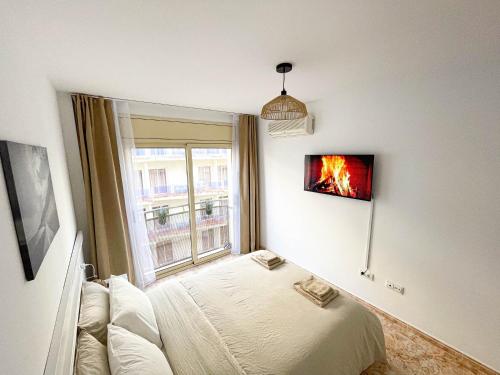 Yellow Apartment Lloret